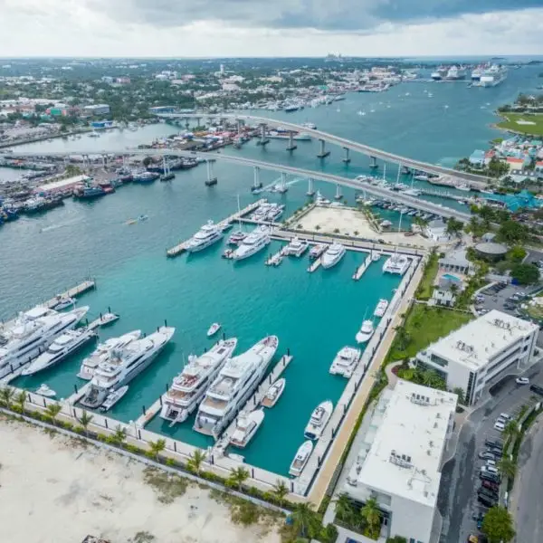 top rated shore support services in nassau the bahamas by Elysian Yacht Services